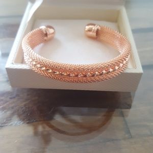 Ashlynn Avenue Antonia Rose gold wrist cuff